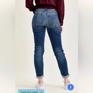 Judy Blue Medium Indigo Skinny Fit Capri Jeans with Contrast Stitching 13 31